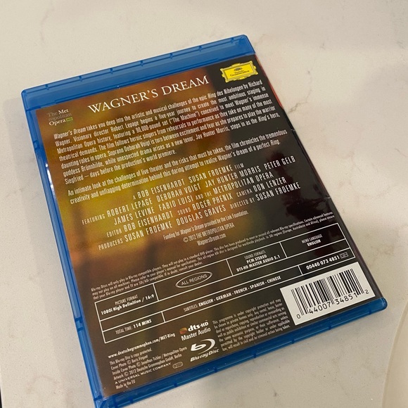 Blueray copy of the making of Robert LePage’s ring cycle - Picture 3 of 3